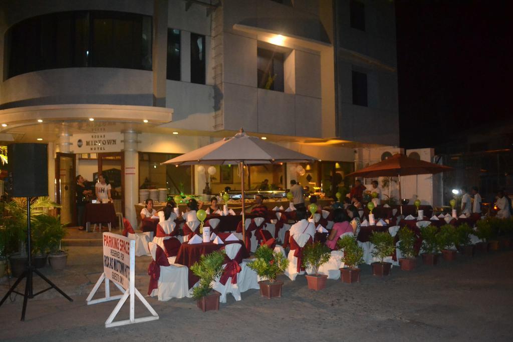 فندق Roxas Midtown المظهر الخارجي الصورة